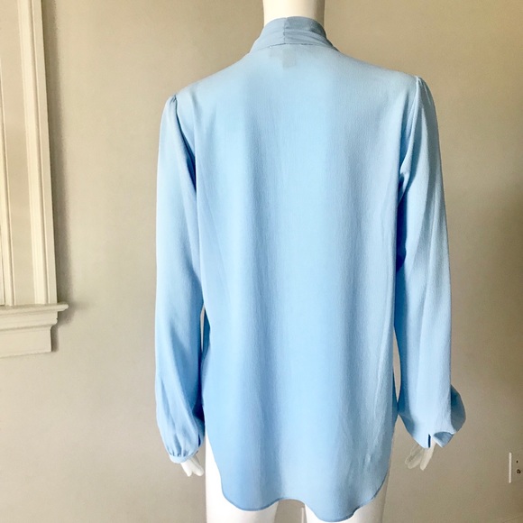 MICHAEL Michael Kors V-Neck Pleat Blue Top NWOT M - Picture 2 of 6